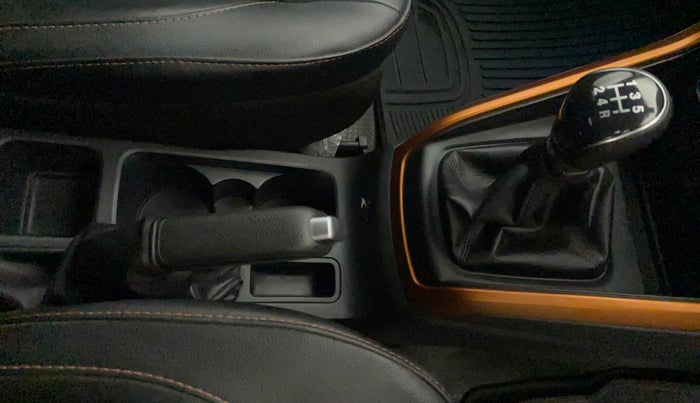 2020 Ford Ecosport TITANIUM 1.5 SPORTS(SUNROOF) PETROL, Petrol, Manual, 24,960 km, Gear Lever