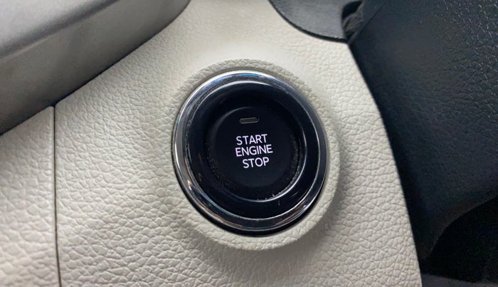 2022 Mahindra XUV300 W8 (O) 1.5 DIESEL, Diesel, Manual, 23,722 km, Keyless Start/ Stop Button