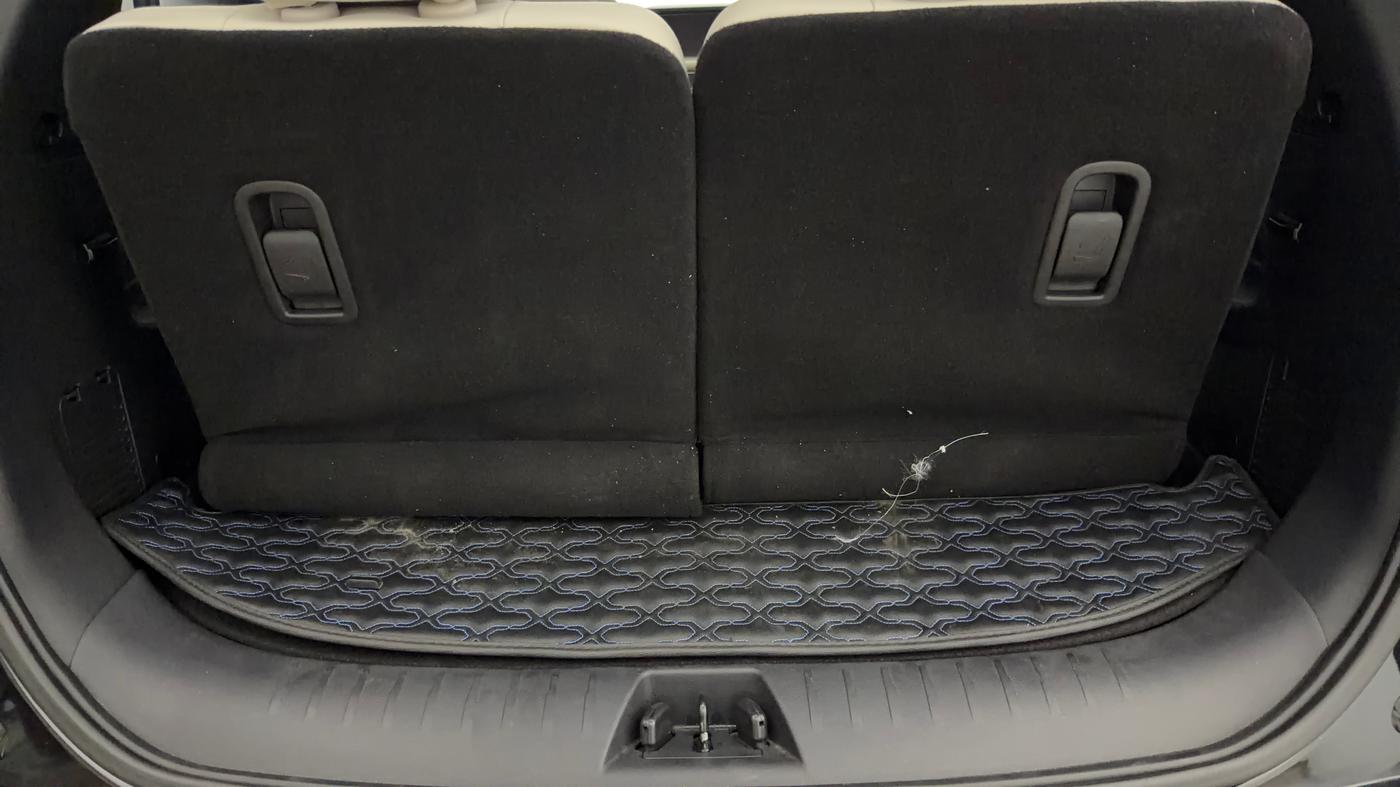 2024 Mahindra XUV700 AX 7 Luxury Pack Petrol AT 6 STR, Petrol, Automatic, 32,191 km, Boot Inside