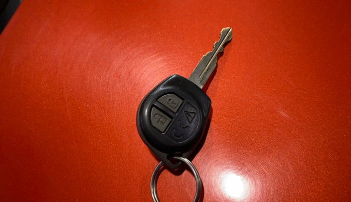 2019 Maruti Swift VXI, Petrol, Manual, 20,580 km, Key Close Up