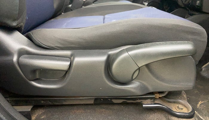 2017 Honda WR-V 1.2L I-VTEC S MT, Petrol, Manual, 79,377 km, Driver Side Adjustment Panel