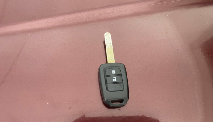 2017 Honda WR-V 1.2L I-VTEC S MT, Petrol, Manual, 79,377 km, Key Close Up