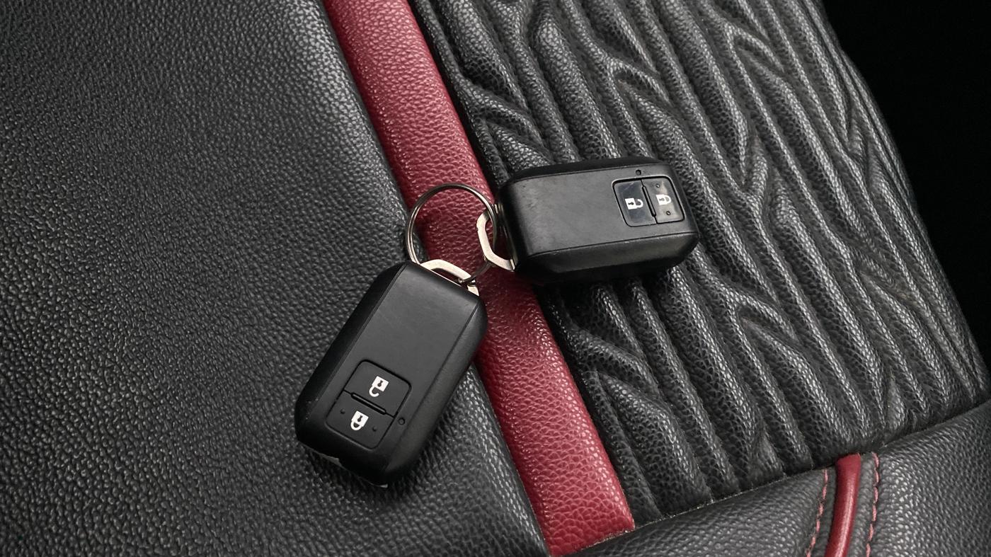 2024 Maruti Swift ZXI PLUS, Petrol, Manual, 28,644 km, Key Close Up