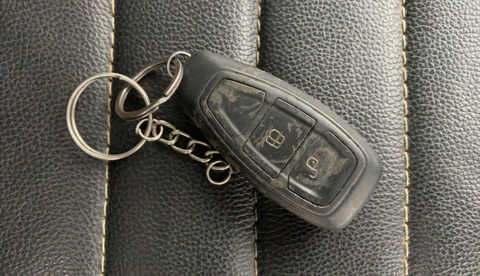 2016 Ford Ecosport TITANIUM 1.5L DIESEL, Diesel, Manual, 1,02,703 km, Key Close Up