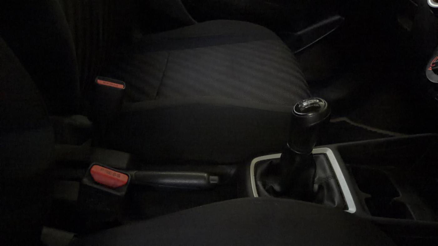 2020 Maruti Swift LXI, Petrol, Manual, 78,290 km, Gear Lever