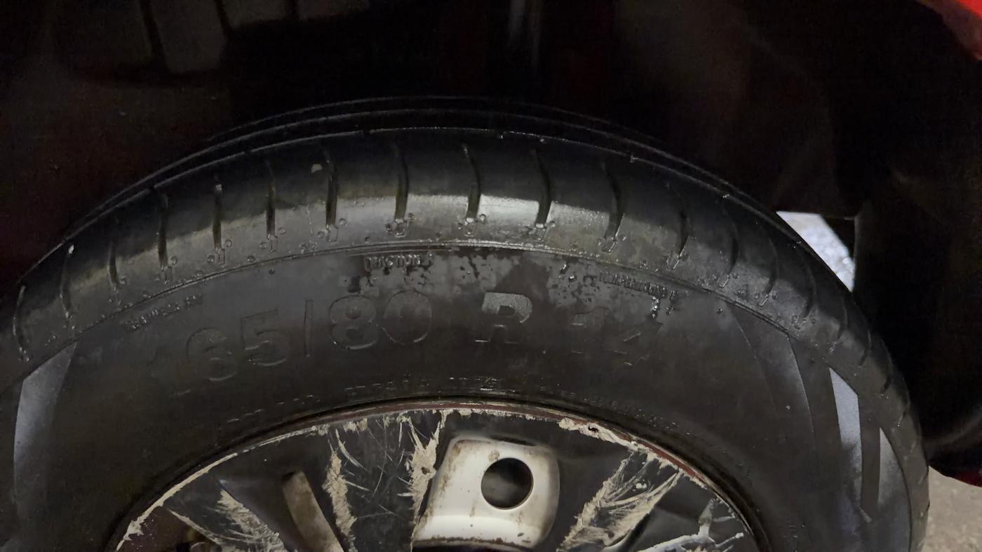 2020 Maruti Swift LXI, Petrol, Manual, 78,290 km, Left Rear Tyre Tread