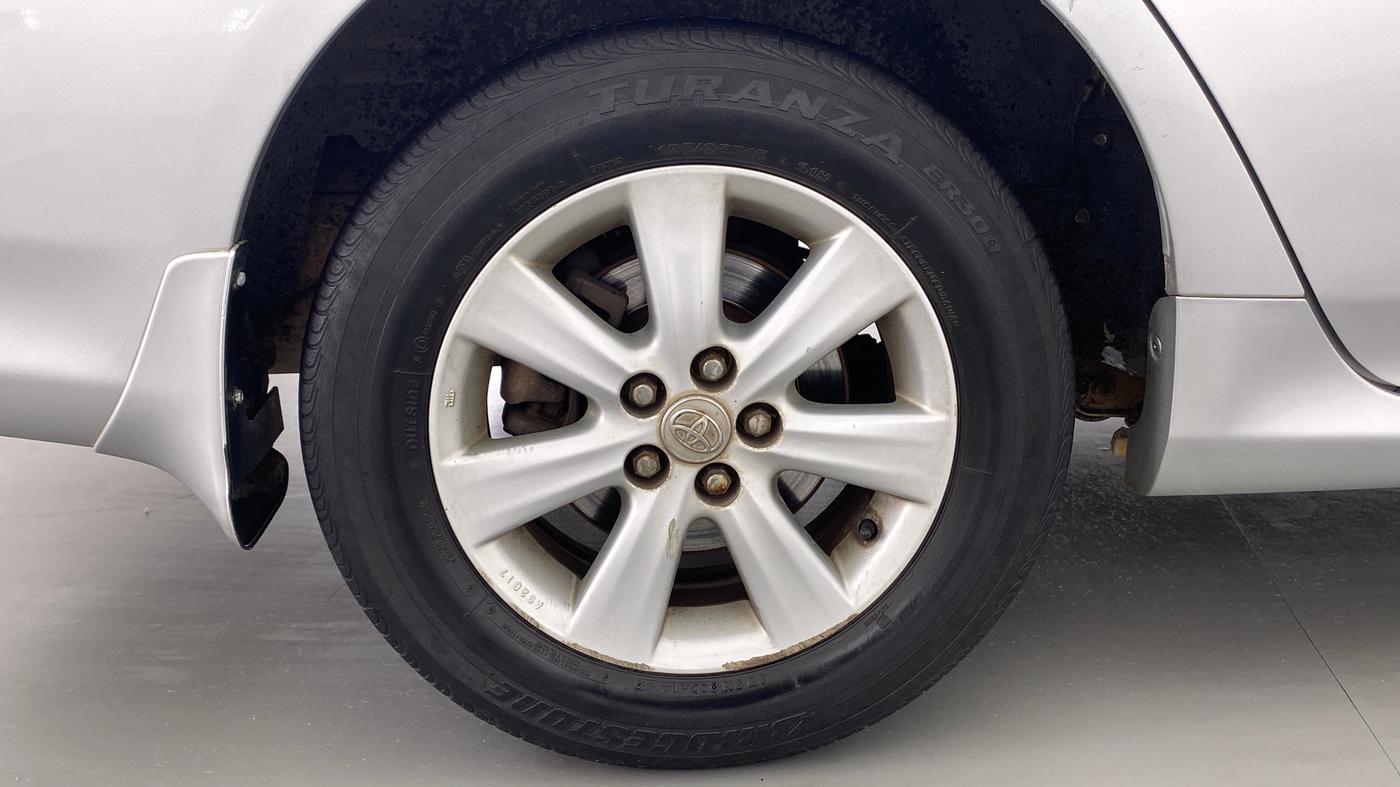 2011 Toyota Corolla Altis VL AT, Petrol, Automatic, 59,536 km, Right Rear Wheel