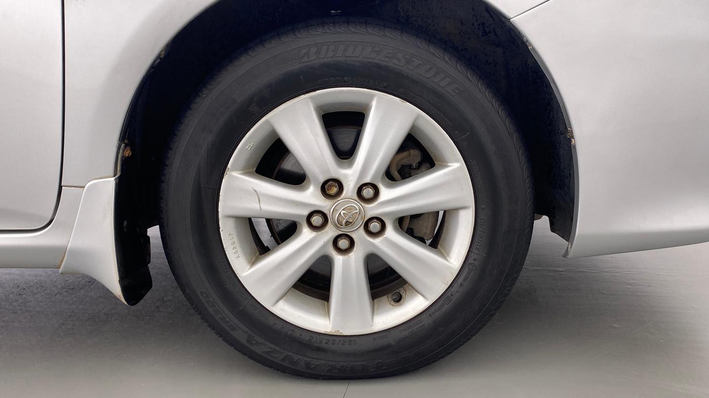 2011 Toyota Corolla Altis VL AT, Petrol, Automatic, 59,536 km, Right Front Wheel