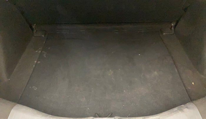 2015 Honda Jazz 1.2L I-VTEC V AT, Petrol, Automatic, 53,220 km, Boot Inside