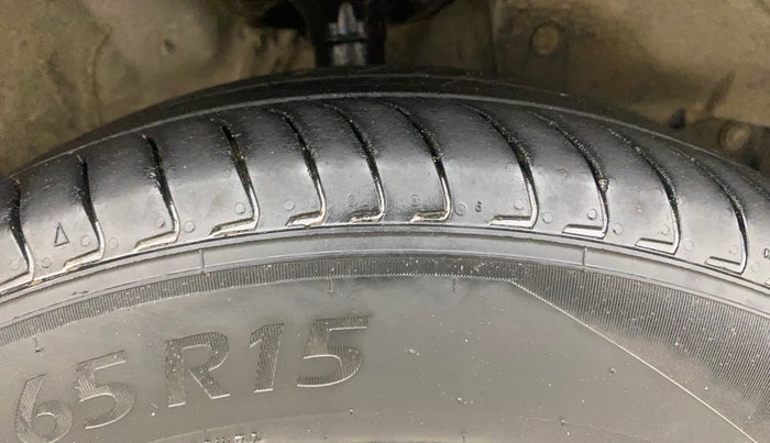 2015 Honda Jazz 1.2L I-VTEC V AT, Petrol, Automatic, 53,220 km, Right Front Tyre Tread