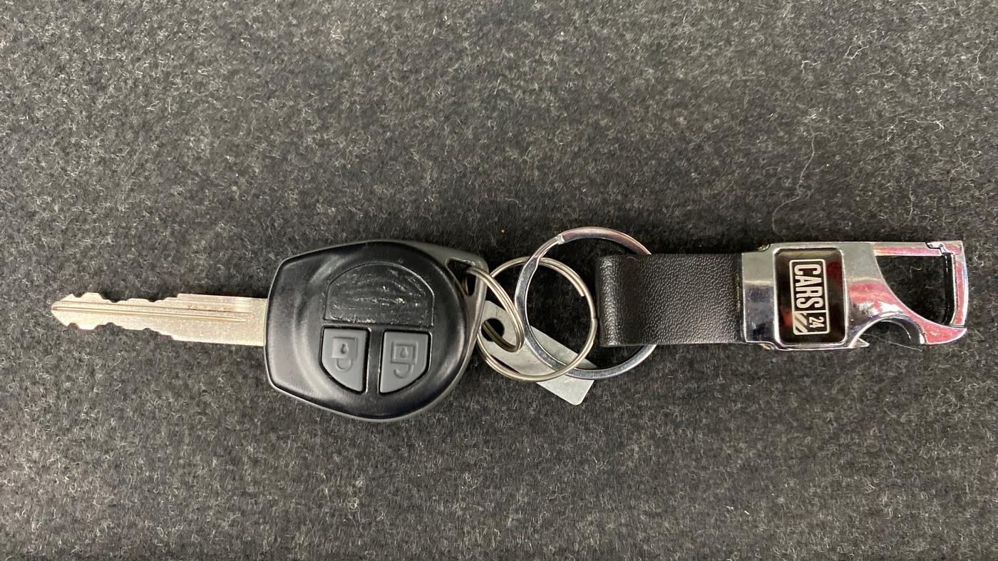 2014 Maruti Wagon R 1.0 VXI, Petrol, Manual, 33,965 km, Key Close Up