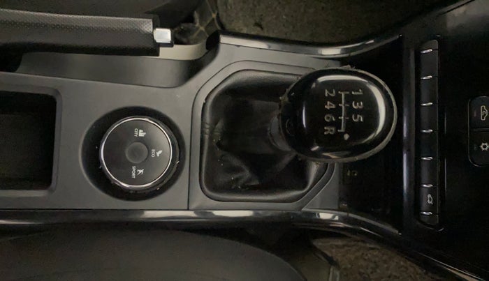 2019 Tata NEXON XM PETROL, Petrol, Manual, 79,188 km, Gear Lever