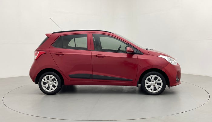 2018 Hyundai Grand i10 SPORTZ 1.2 KAPPA VTVT, Petrol, Manual, 16,375 km, Right Side View