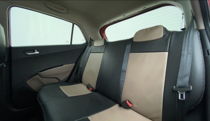 2018 Hyundai Grand i10 SPORTZ 1.2 KAPPA VTVT, Petrol, Manual, 16,375 km, Right Side Rear Door Cabin