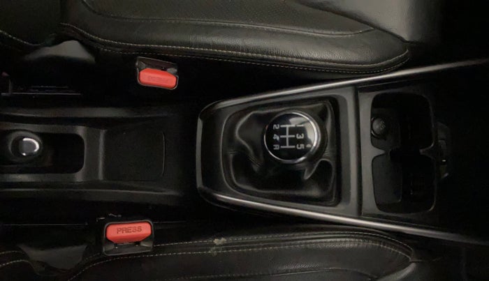 2019 Maruti XL6 ALPHA MT, Petrol, Manual, 29,872 km, Gear Lever