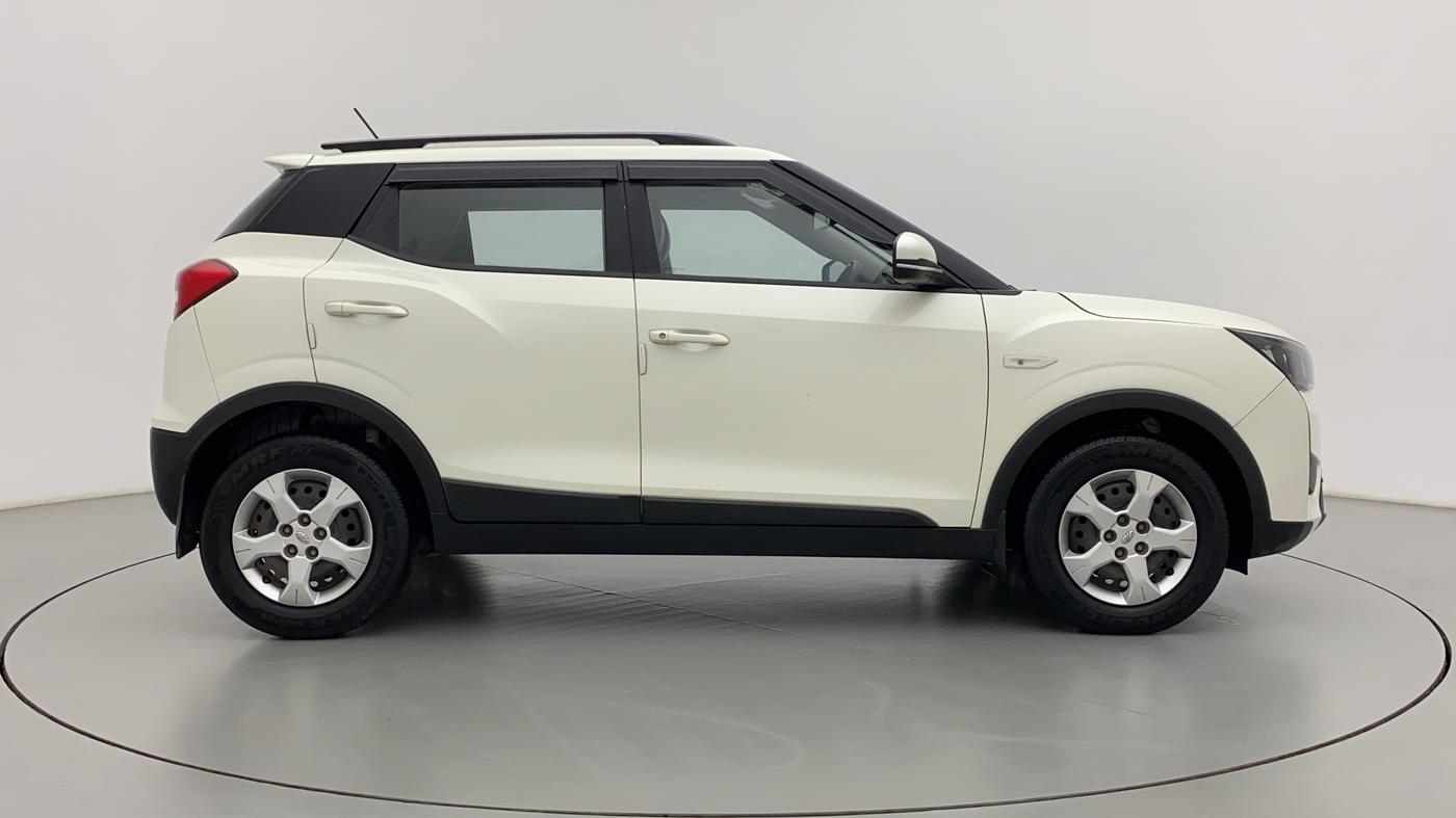 2019 Mahindra XUV300 W6 1.5 DIESEL, Diesel, Manual, 40,717 km, Right Side View