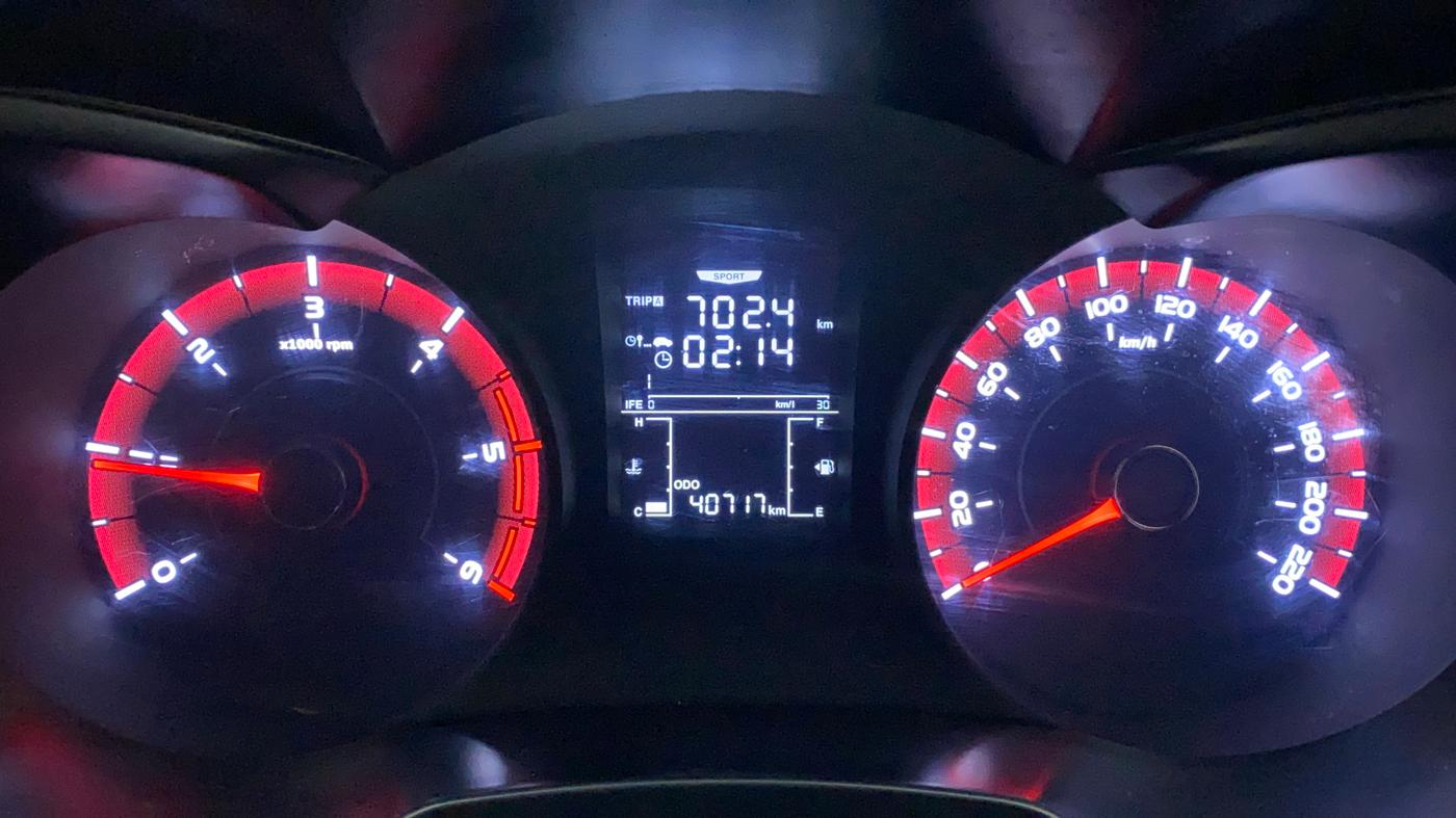 2019 Mahindra XUV300 W6 1.5 DIESEL, Diesel, Manual, 40,717 km, Odometer Image