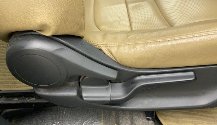 2018 Honda Amaze 1.2L I-VTEC VX, Petrol, Manual, 42,009 km, Driver Side Adjustment Panel