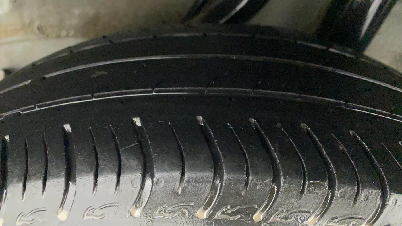 2018 Honda Amaze 1.2L I-VTEC VX, Petrol, Manual, 42,009 km, Left Rear Tyre Tread