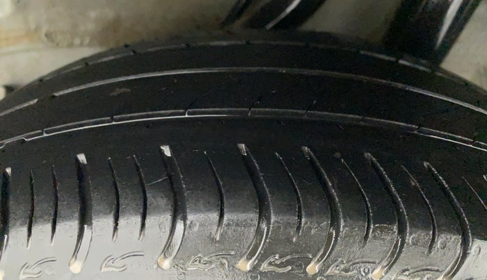 2018 Honda Amaze 1.2L I-VTEC VX, Petrol, Manual, 42,009 km, Left Rear Tyre Tread