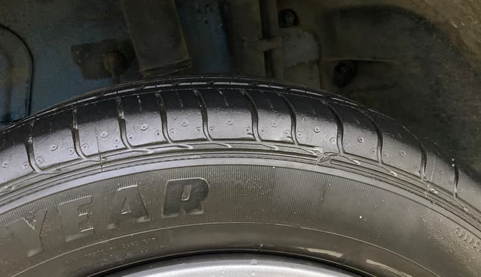 2018 Tata NEXON XT PETROL, Petrol, Manual, 60,281 km, Left Rear Tyre Tread