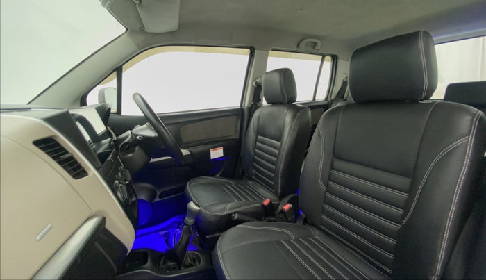 2014 Maruti Wagon R 1.0 LXI CNG, CNG, Manual, 1,15,667 km, Right Side Front Door Cabin
