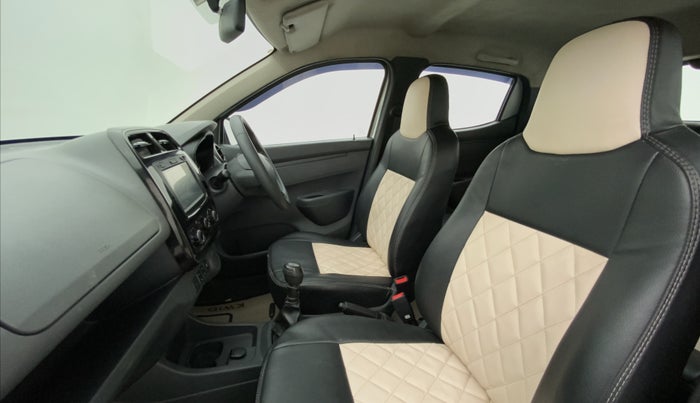 2016 Renault Kwid 1.0 RXT, Petrol, Manual, 48,803 km, Right Side Front Door Cabin