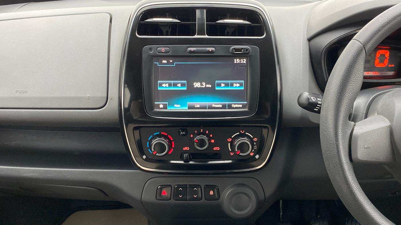 2016 Renault Kwid 1.0 RXT, Petrol, Manual, 48,803 km, Air Conditioner