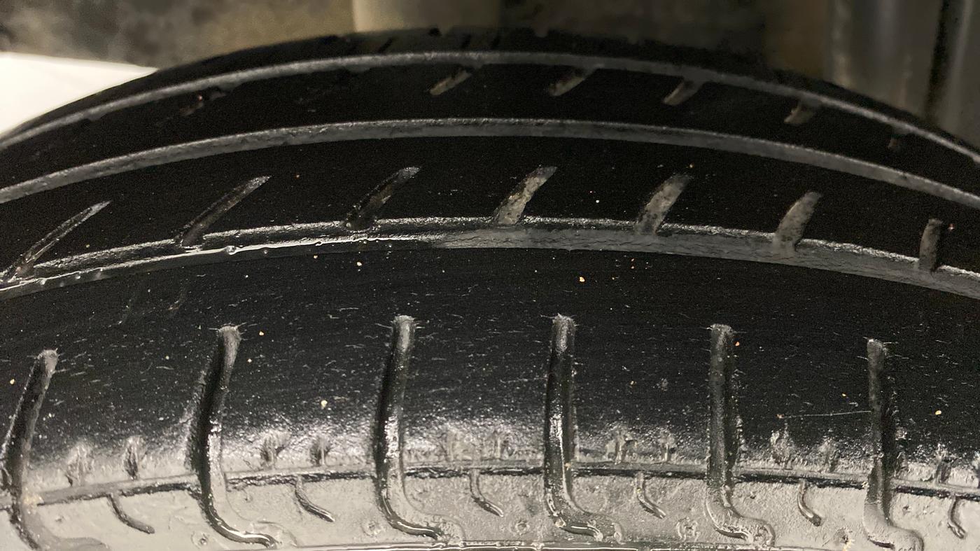 2016 Renault Kwid 1.0 RXT, Petrol, Manual, 48,803 km, Right Rear Tyre Tread