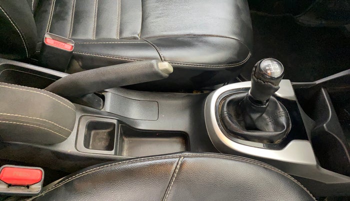 2017 Honda WR-V 1.2L I-VTEC VX MT, Petrol, Manual, 92,500 km, Gear Lever