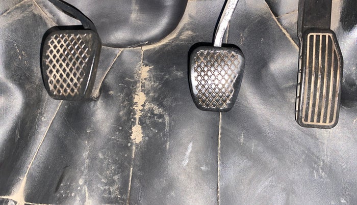 2017 Honda WR-V 1.2L I-VTEC VX MT, Petrol, Manual, 92,500 km, Pedals