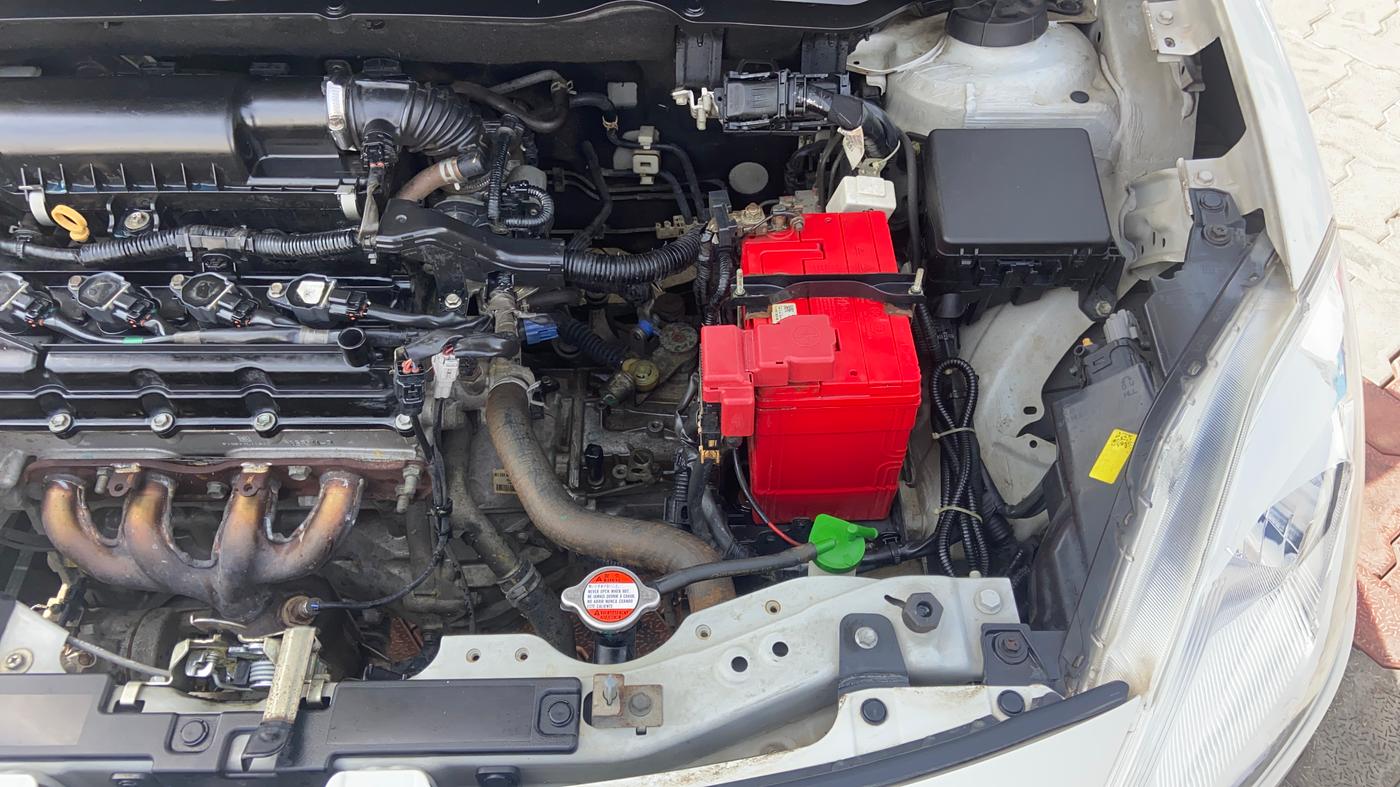 2018 Maruti Swift VXI, Petrol, Manual, 36,450 km, Engine View - Right