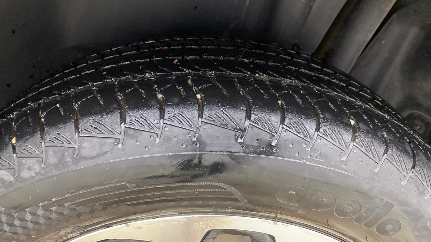 2023 Maruti Grand Vitara ALPHA SMART HYBRID AT, Petrol, Automatic, 63,704 km, Left Rear Tyre Tread