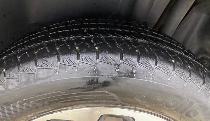 2023 Maruti Grand Vitara ALPHA SMART HYBRID AT, Petrol, Automatic, 63,543 km, Left Rear Tyre Tread
