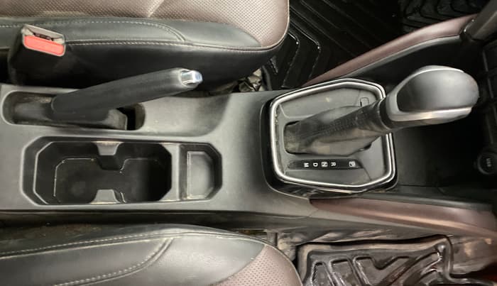 2023 Maruti Grand Vitara ALPHA SMART HYBRID AT, Petrol, Automatic, 63,543 km, Gear Lever