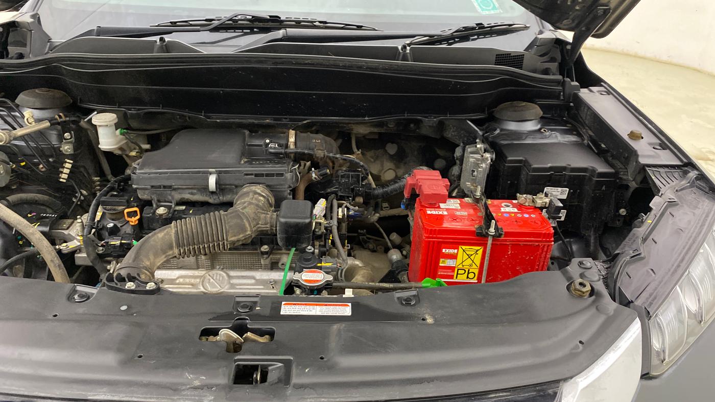 2023 Maruti Grand Vitara ALPHA SMART HYBRID AT, Petrol, Automatic, 63,704 km, Engine View - Left