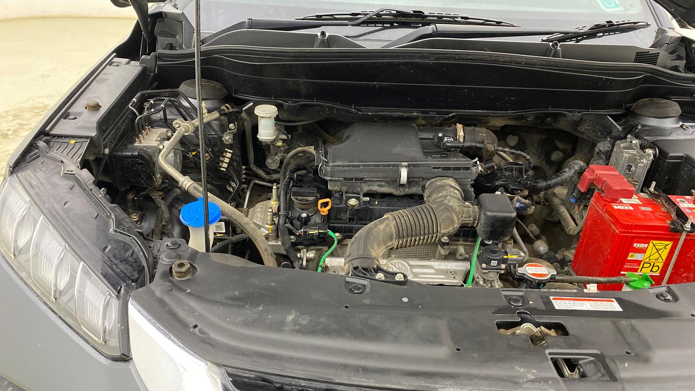 2023 Maruti Grand Vitara ALPHA SMART HYBRID AT, Petrol, Automatic, 63,704 km, Engine View - Right