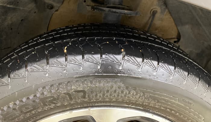 2023 Maruti Grand Vitara ALPHA SMART HYBRID AT, Petrol, Automatic, 63,543 km, Right Front Tyre Tread
