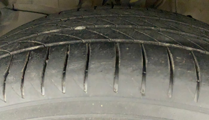 2018 Honda WR-V 1.2L I-VTEC EDGE EDITION, Petrol, Manual, 37,326 km, Left Front Tyre Tread