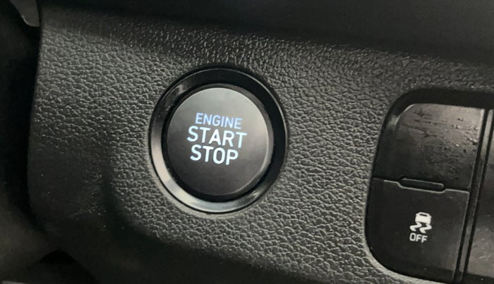 2020 Hyundai VENUE SX 1.0 (O) TURBO, Petrol, Manual, 63,858 km, Keyless Start/ Stop Button