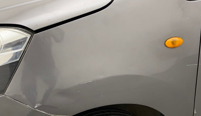 2014 Maruti Wagon R 1.0 LXI, Petrol, Manual, 53,117 km, Left fender - Slightly dented