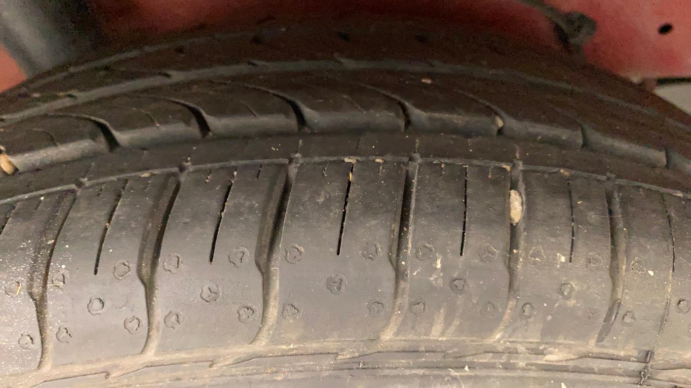 2018 Maruti Celerio ZXI AMT (O), Petrol, Automatic, 64,453 km, Right Rear Tyre Tread