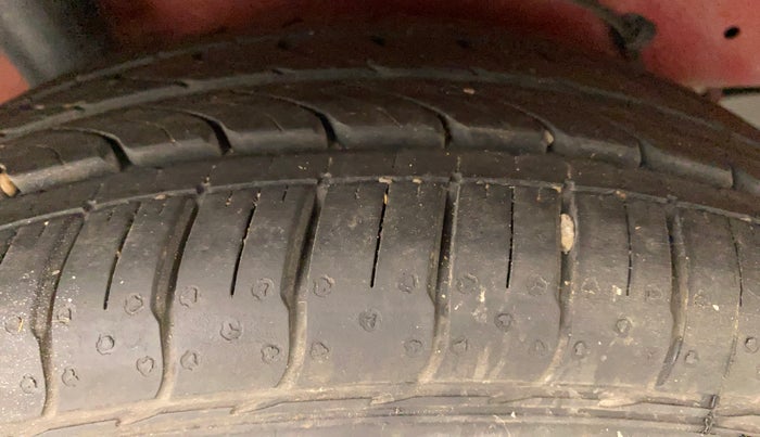2018 Maruti Celerio ZXI AMT (O), Petrol, Automatic, 64,453 km, Right Rear Tyre Tread
