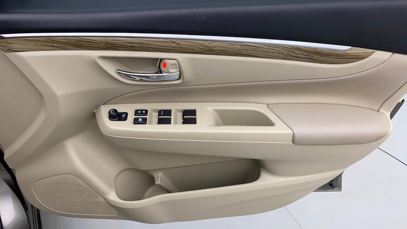 2019 Maruti Ciaz ALPHA 1.5 SHVS PETROL, Petrol, Manual, 26,790 km, Driver Side Door Panels Control
