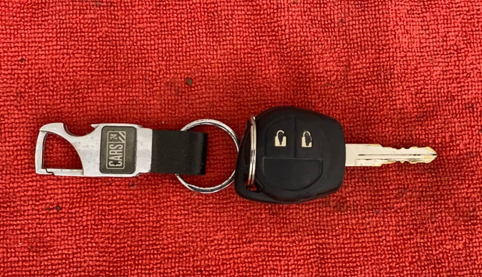 2013 Maruti Ertiga VXI CNG, CNG, Manual, 1,23,781 km, Key Close Up