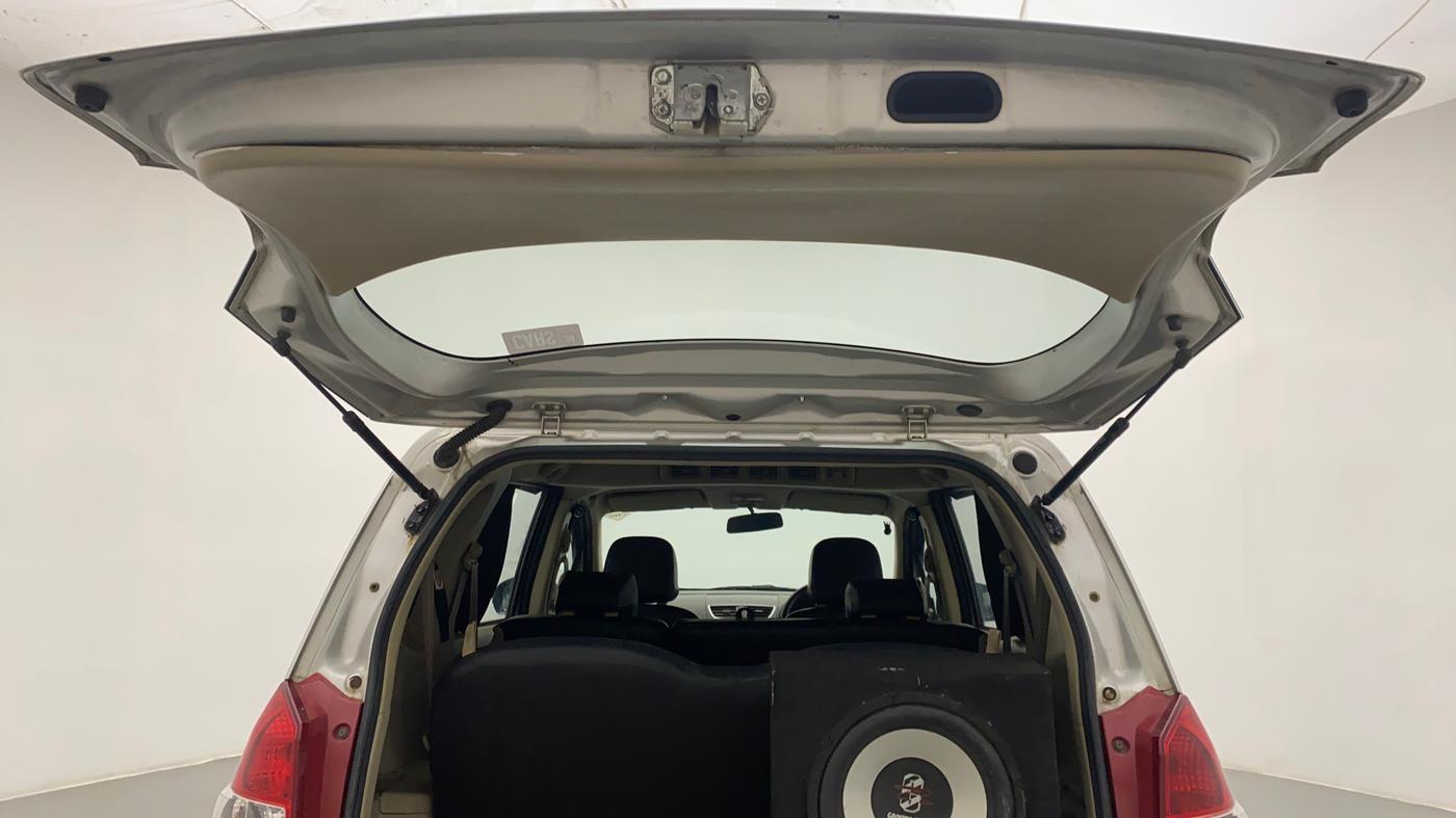 2013 Maruti Ertiga VXI CNG, CNG, Manual, 1,23,781 km, Boot Door Open