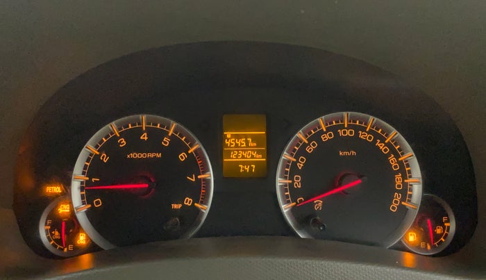 2013 Maruti Ertiga VXI CNG, CNG, Manual, 1,23,781 km, Odometer Image