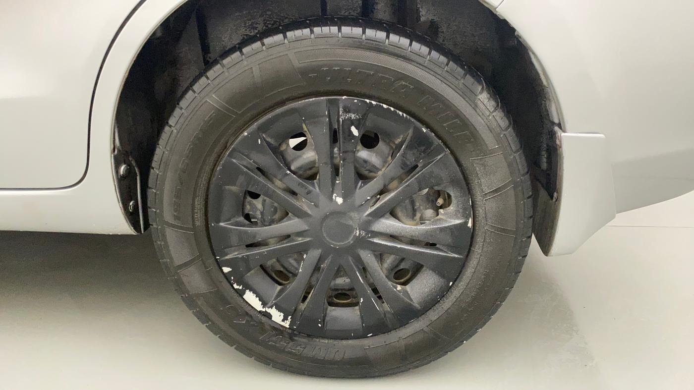 2013 Maruti Ertiga VXI CNG, CNG, Manual, 1,23,781 km, Left Rear Wheel
