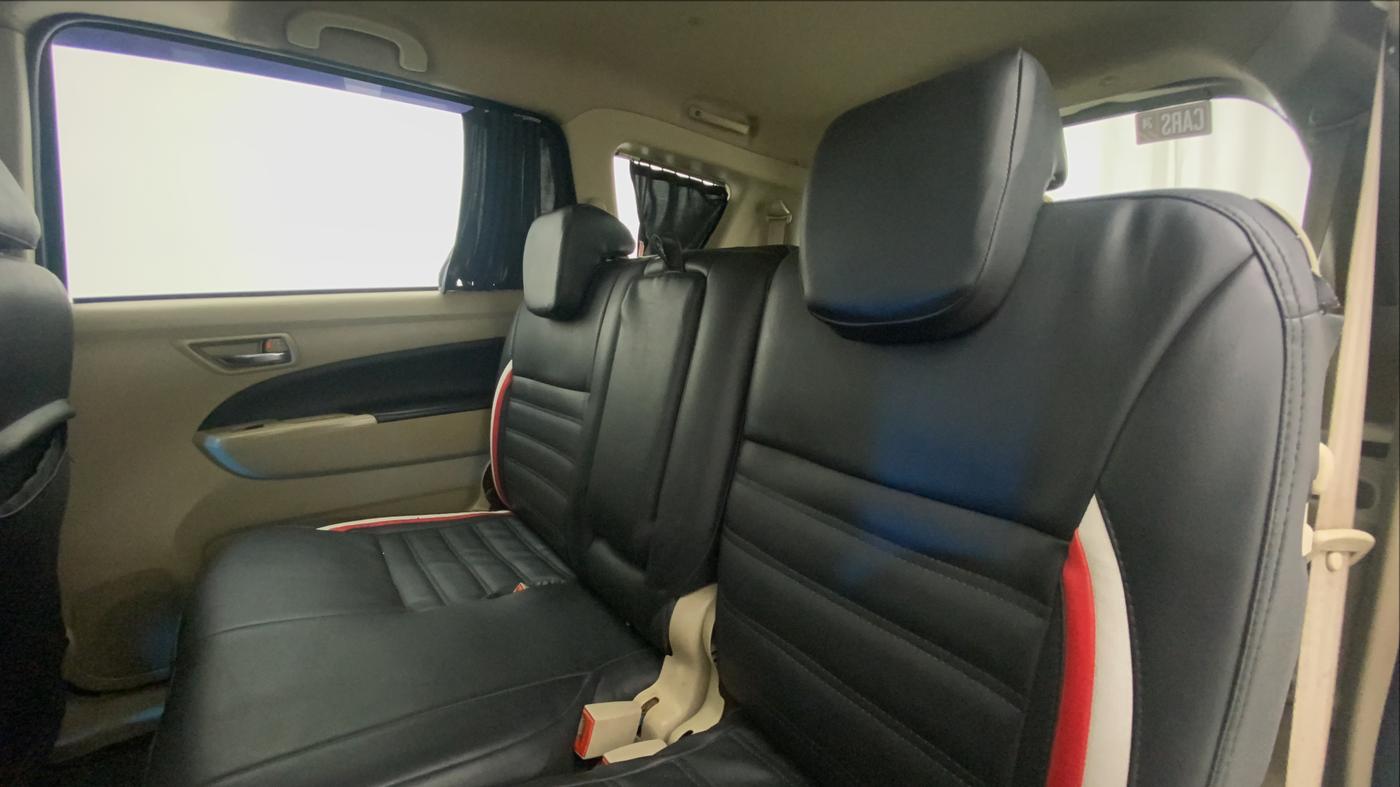 2013 Maruti Ertiga VXI CNG, CNG, Manual, 1,23,781 km, Right Side Rear Door Cabin