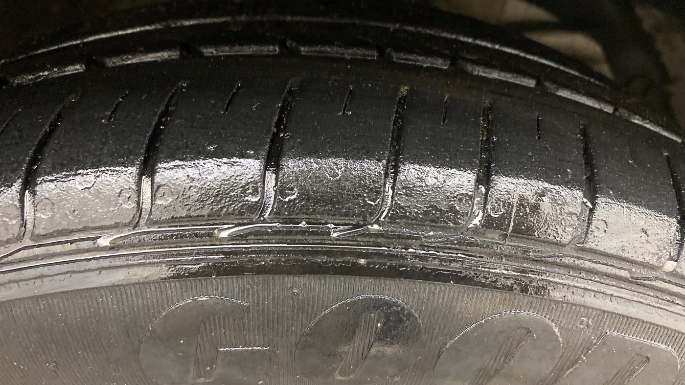 2018 Maruti Swift ZDI AMT, Diesel, Automatic, 87,271 km, Right Front Tyre Tread